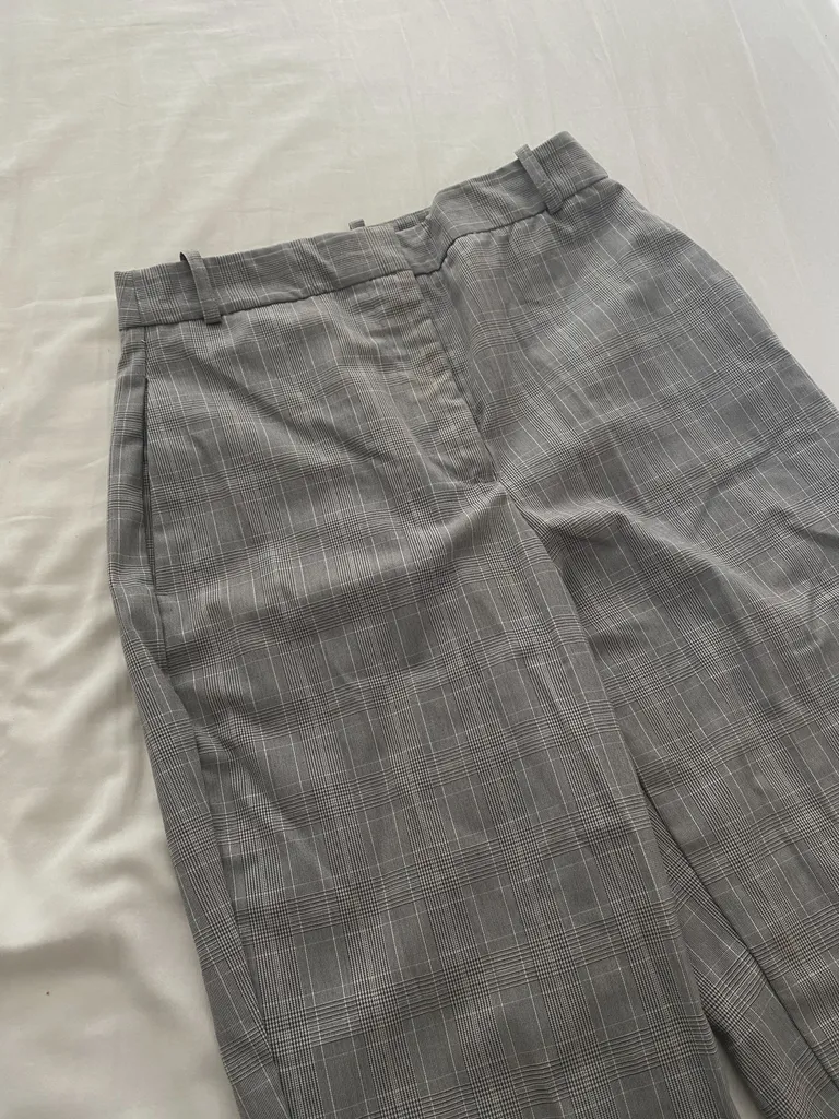 Zara pants high rise
 photo 1