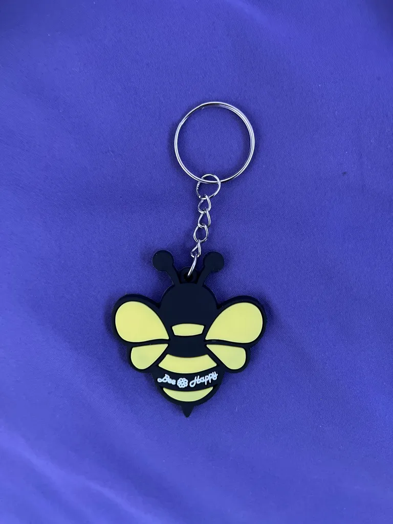 Bee keychain  photo 1