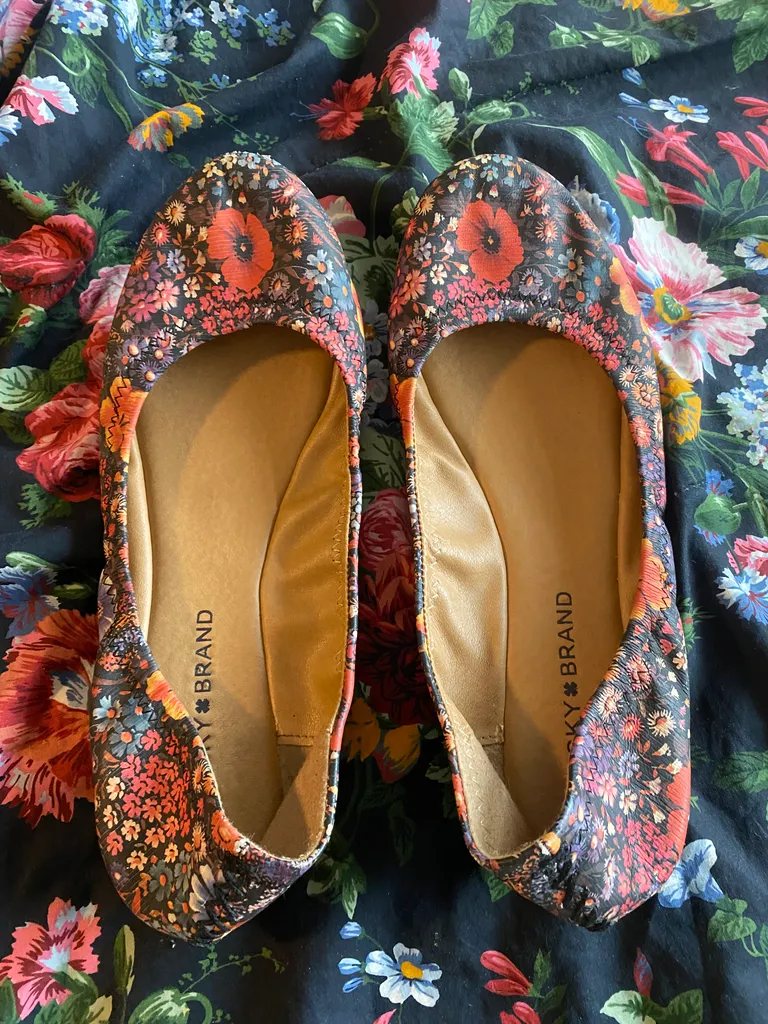 Lucky shoes  photo 1