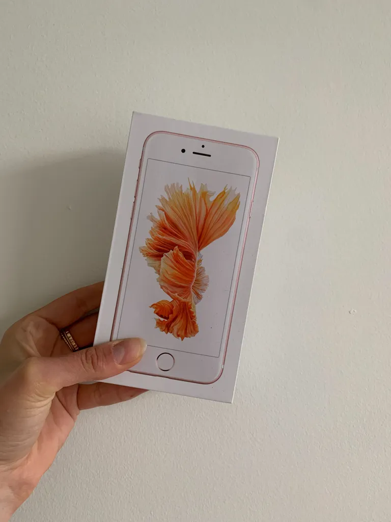 Pink iPhone 6s  photo 1