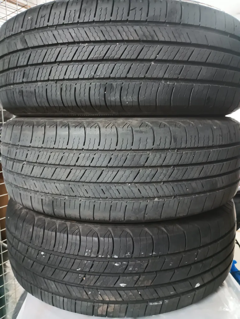 All Season Michelin Tires P195/65R15 photo 1