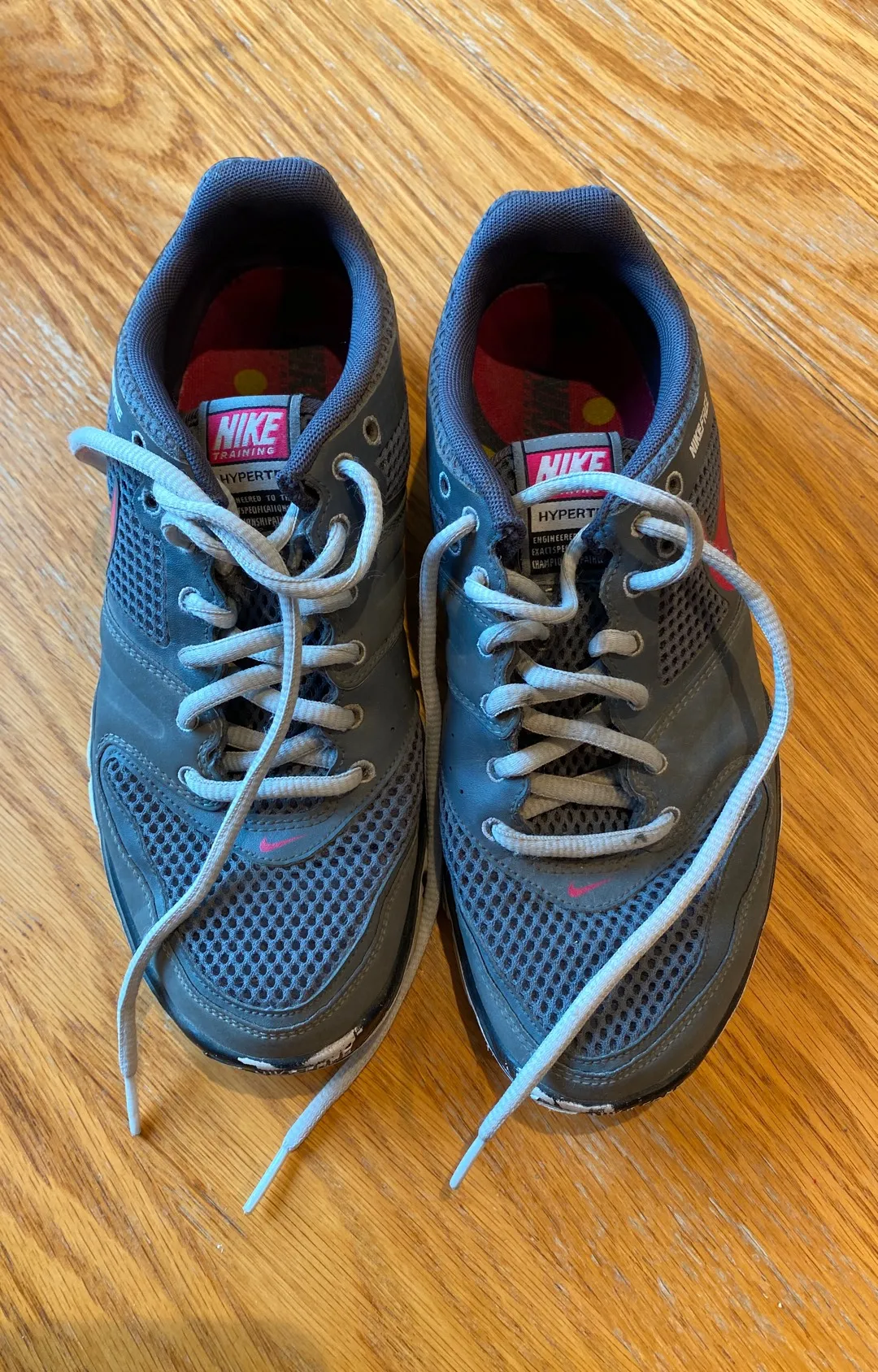 Nike Runners - Women’s 8 photo 1