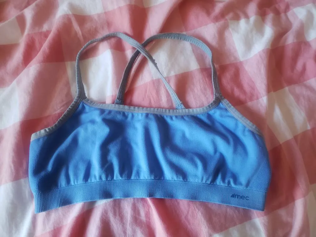MEC Sports Bra photo 1