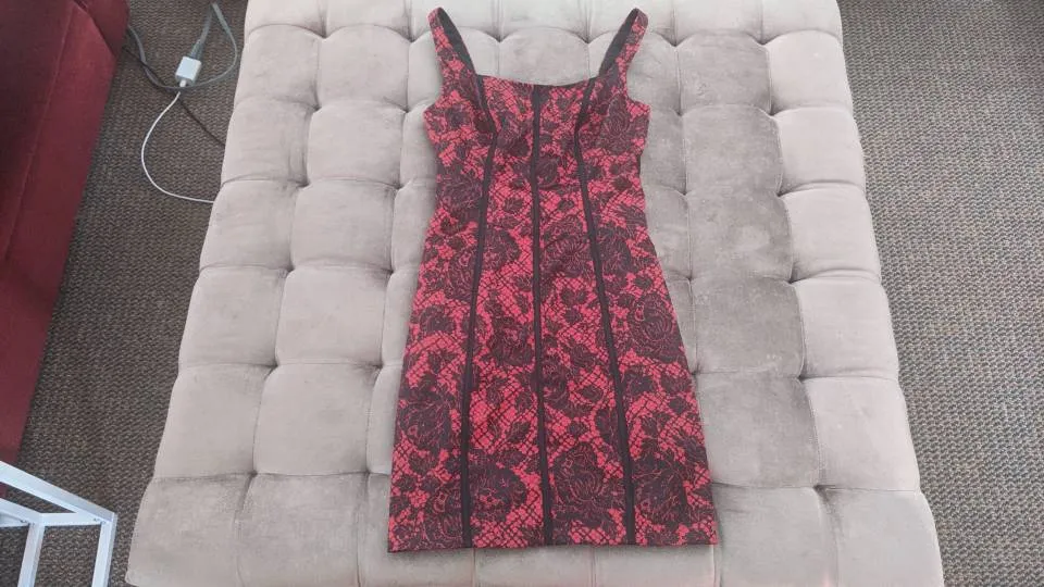 Red GUESS dress, Size 2 photo 1