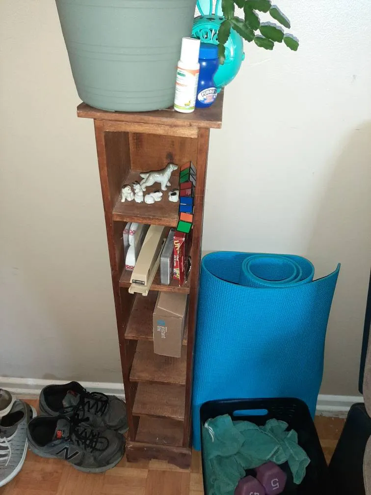 Wooden Shelf photo 1