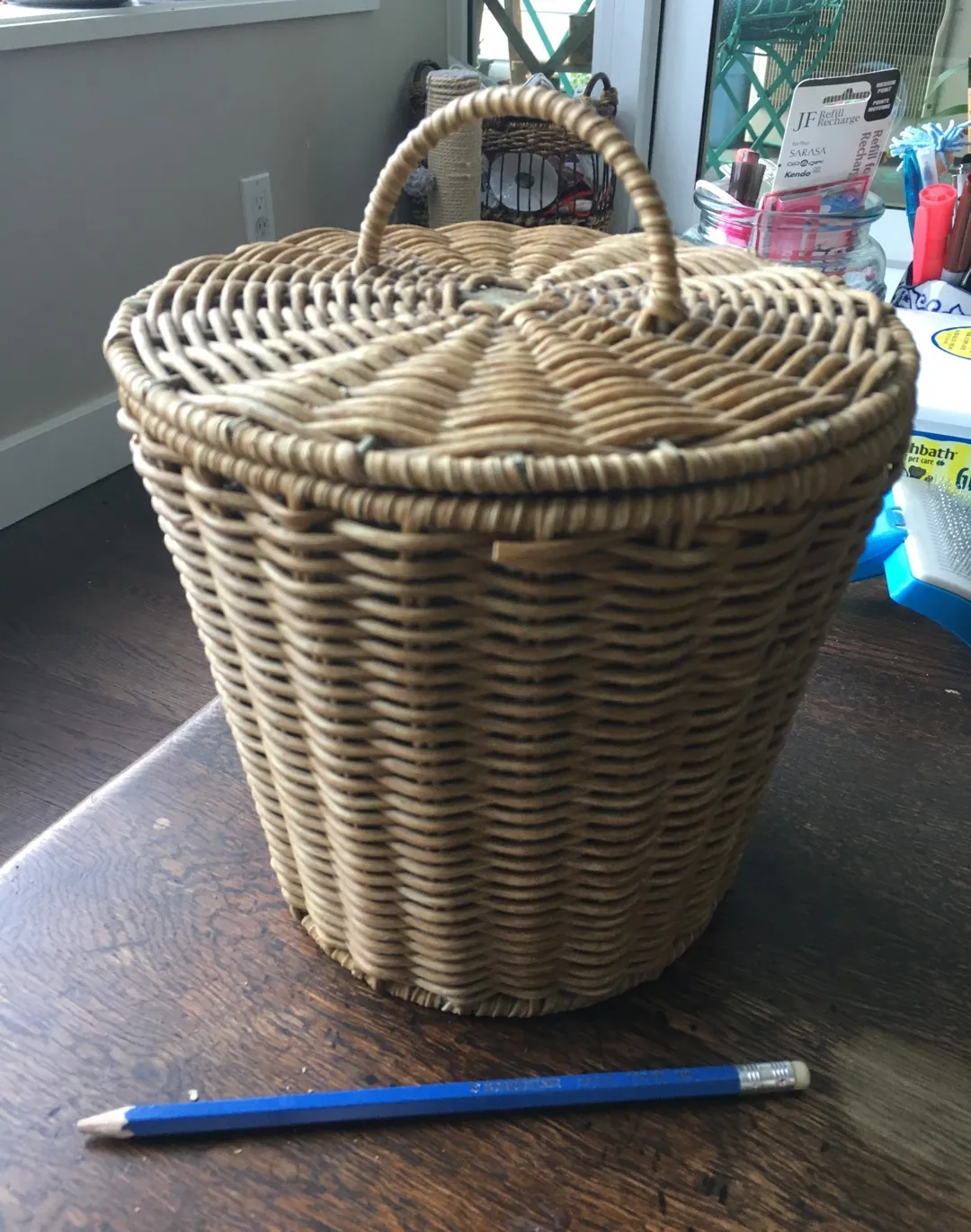 Small Basket/garbage Can photo 1