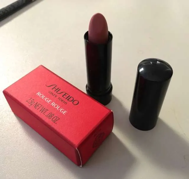 Shiseido Lipstick photo 1