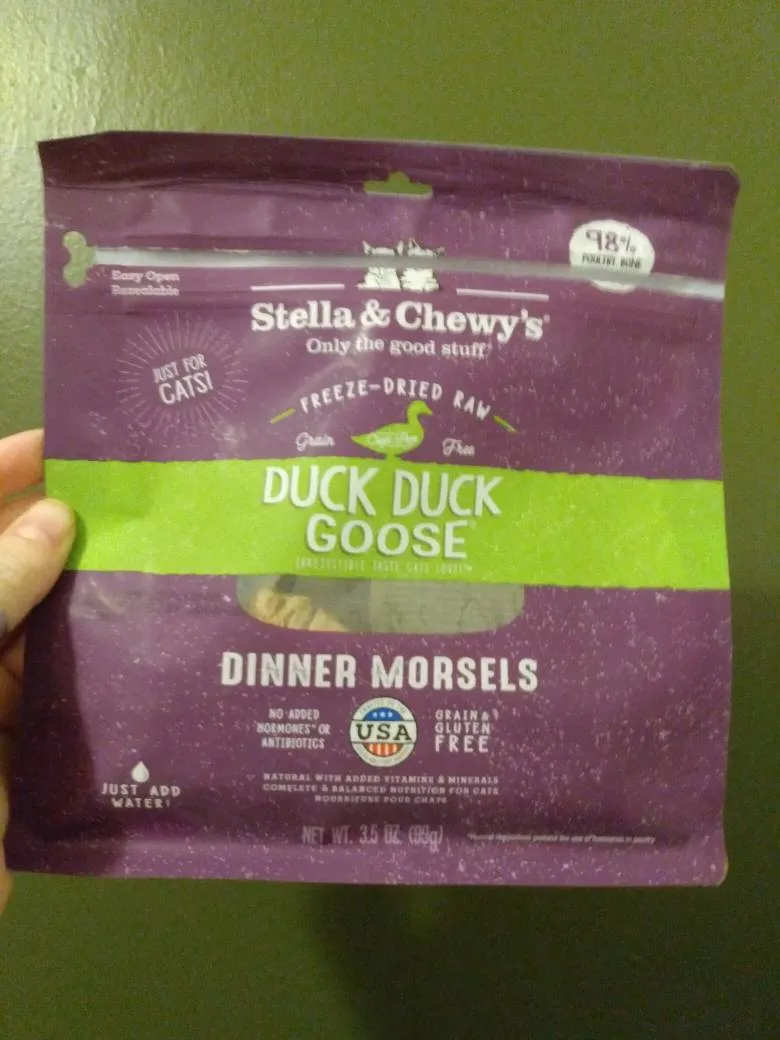 Stella And Chewys Raw Cat Food photo 1