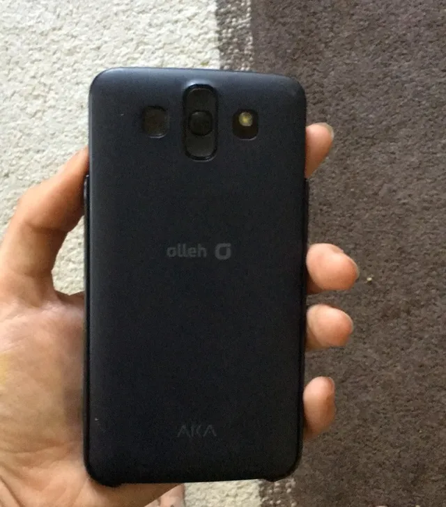 Aka Phone (Korean But Set To English) photo 1