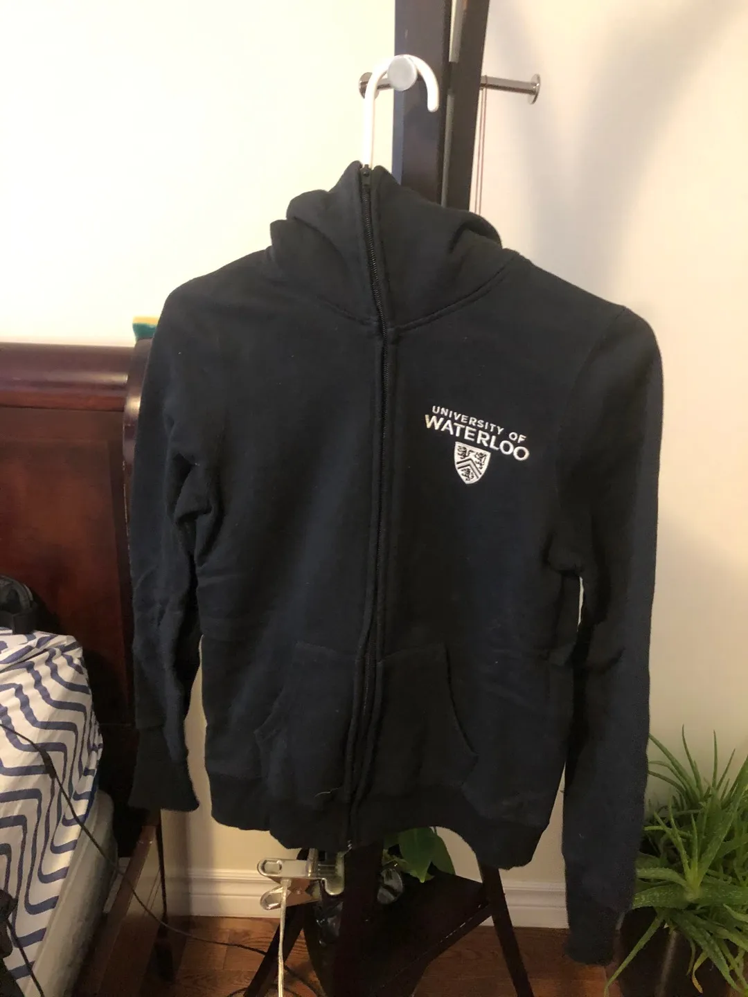 WATERLOO HOODIE photo 1