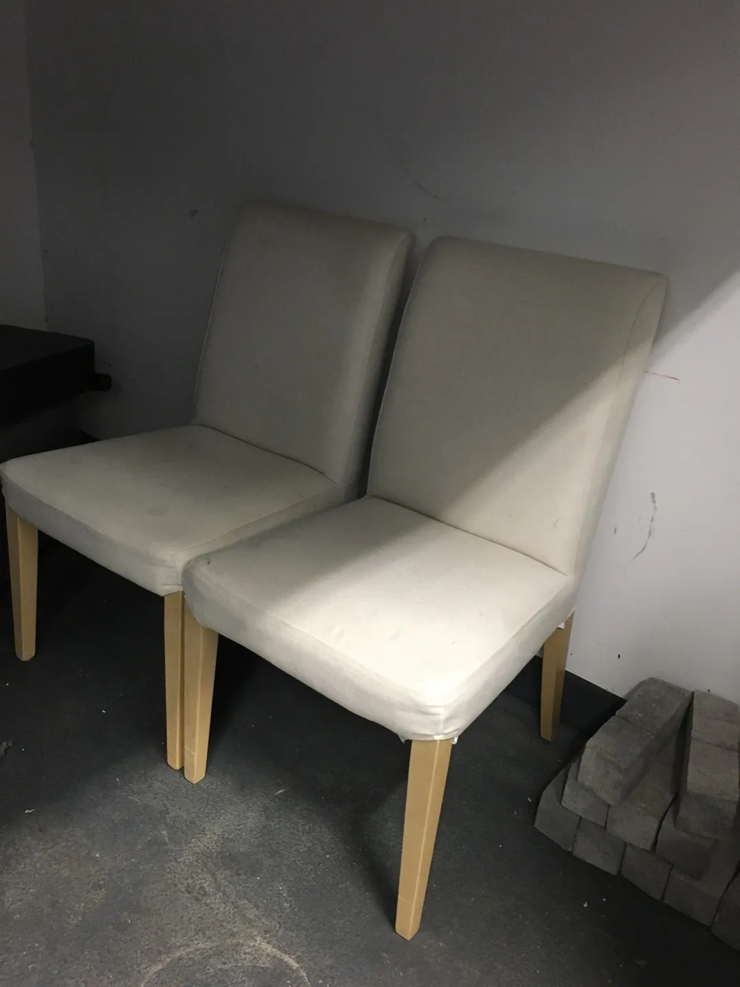 2 Large Chairs w Off White Fabric N Wooden Legs photo 1