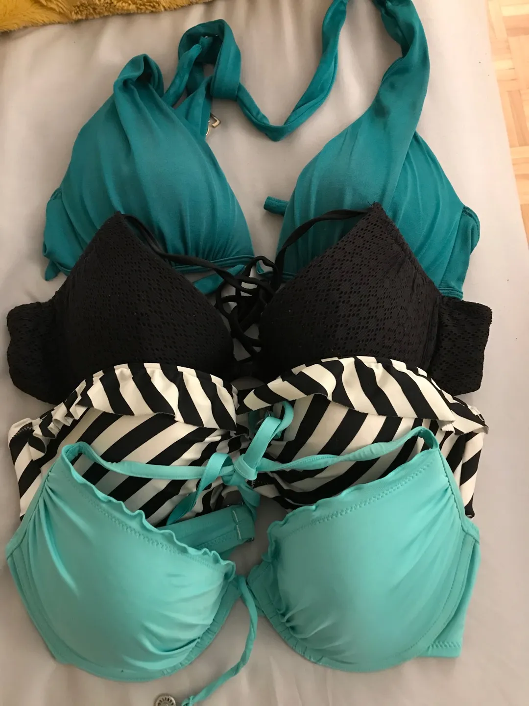 lots of bikinis!! photo 1