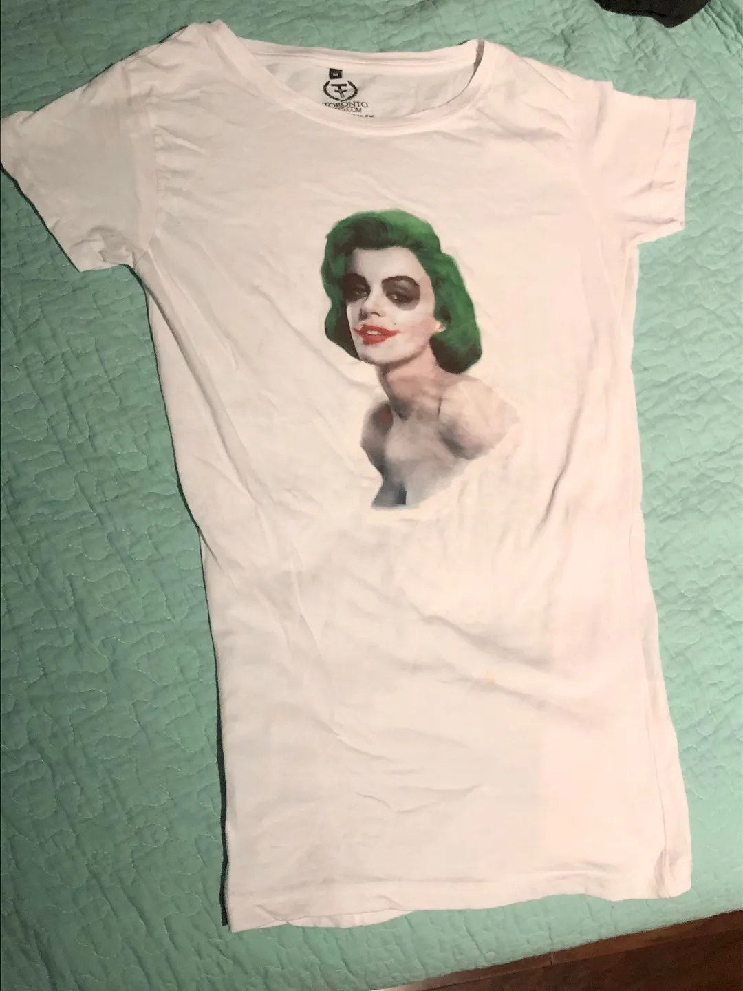 Soft White Graphic T - Marilyn Monroe And Joker photo 1
