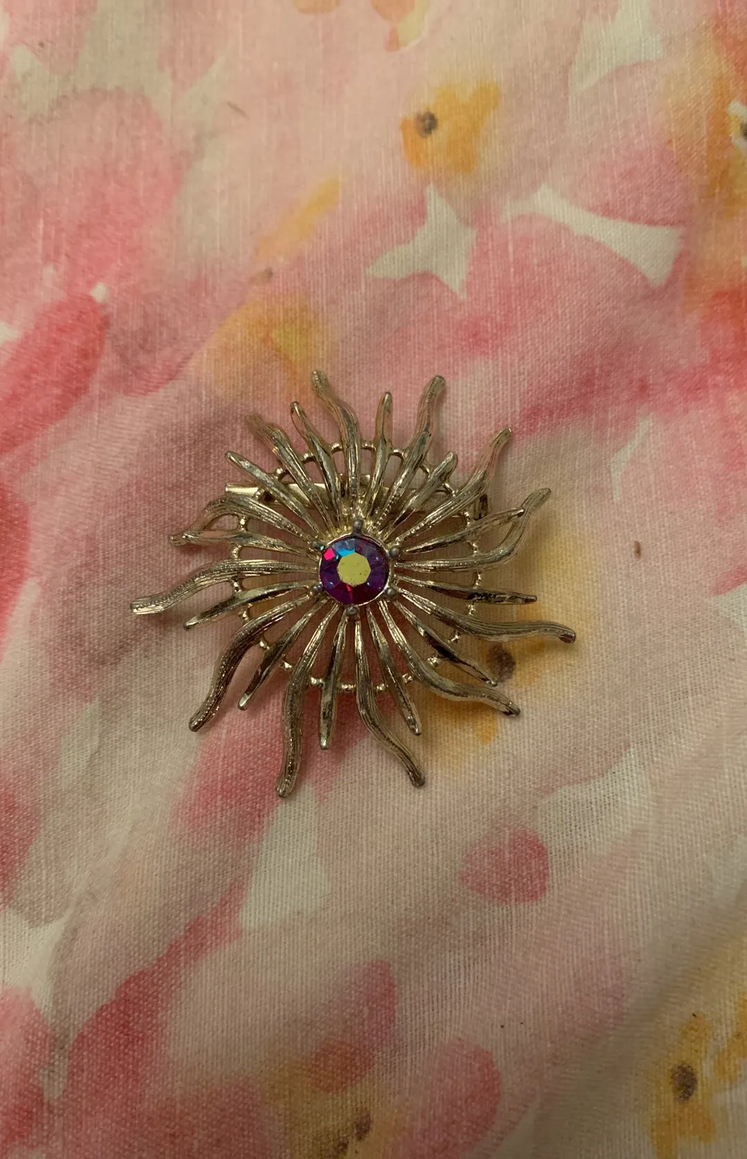 Vintage Brooch photo 1