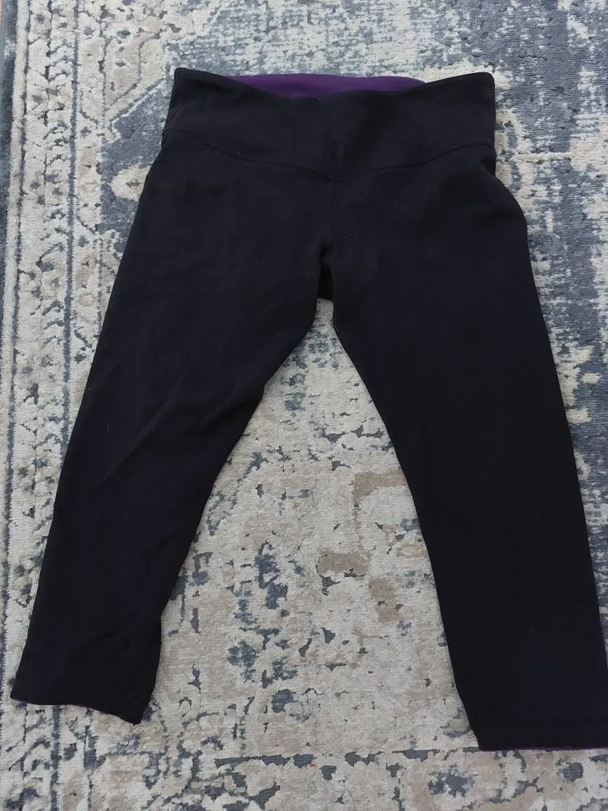Lululemon Wunder Under Leggings Size 4-6 photo 1