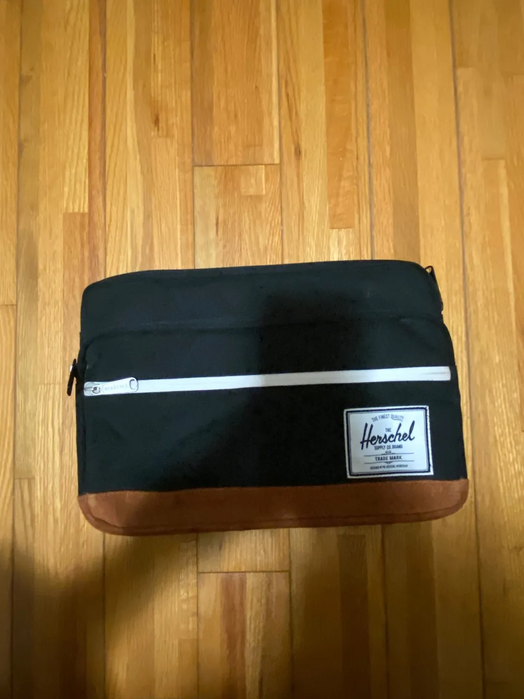 Herschel’s Laptop Case photo 1