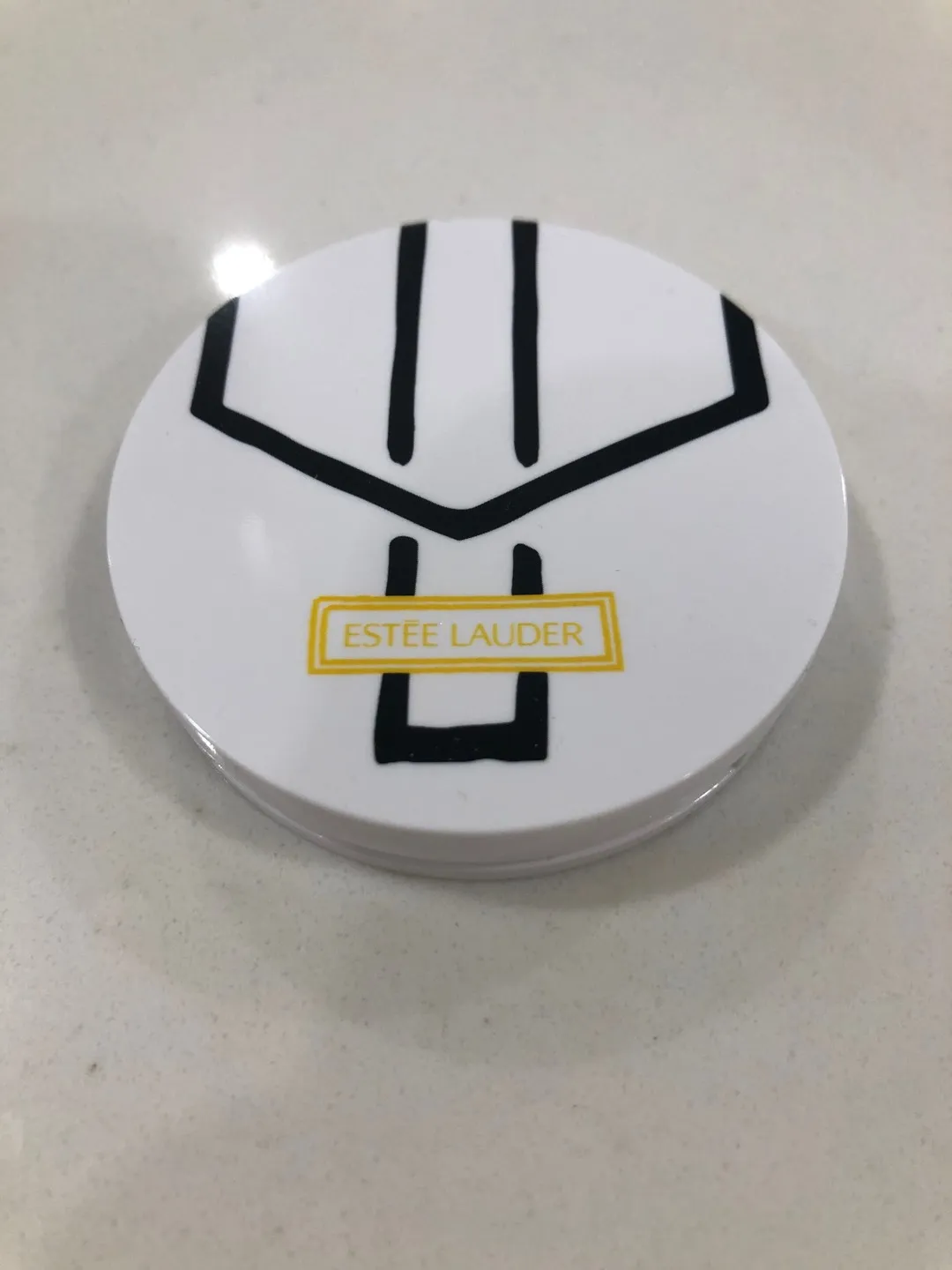 BN Estée Lauder Powder photo 1