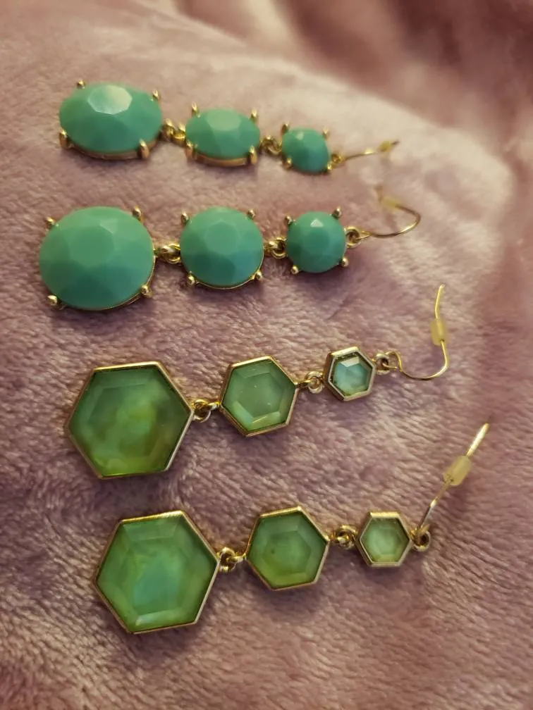 Green Teal Drop Costume Earrings Gold Hexagon photo 1
