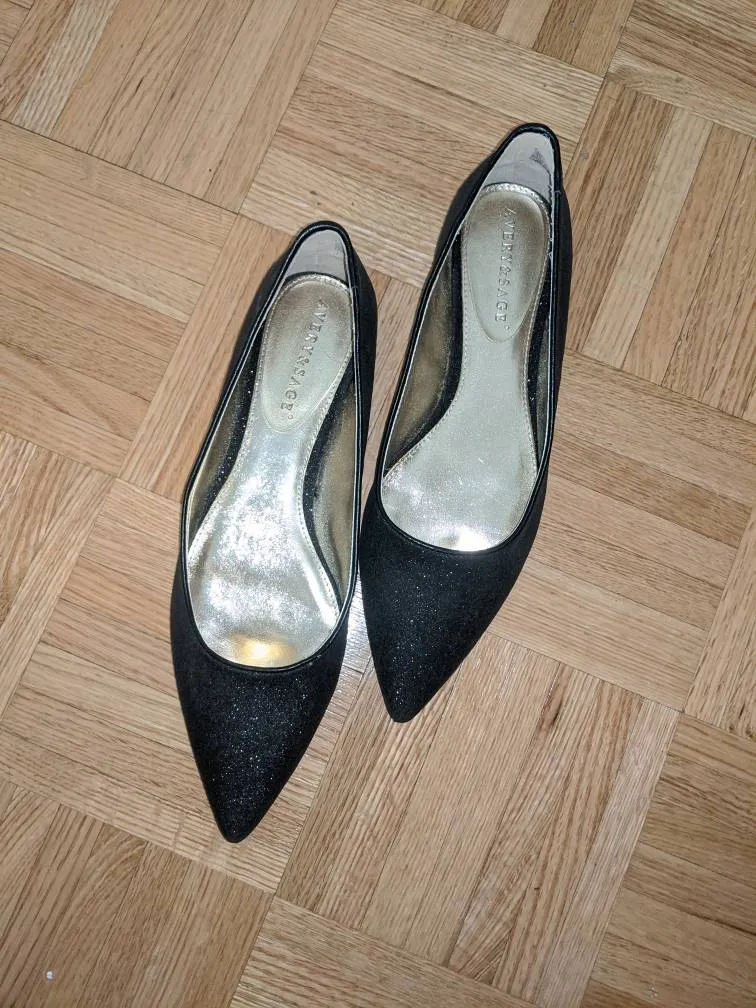 Brand new Black Flats Size 8 photo 1
