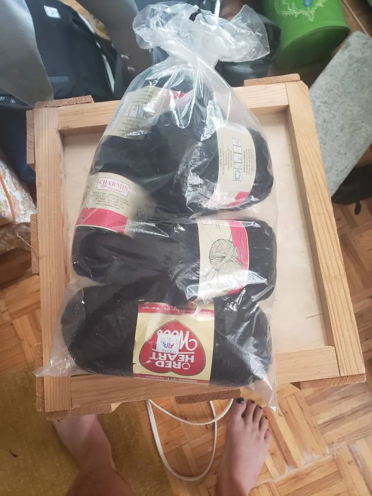 FREE Back Yarn photo 1