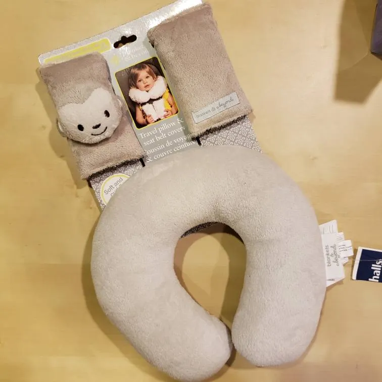 BNWT Travel Pillow and Seat Belt Covers photo 1