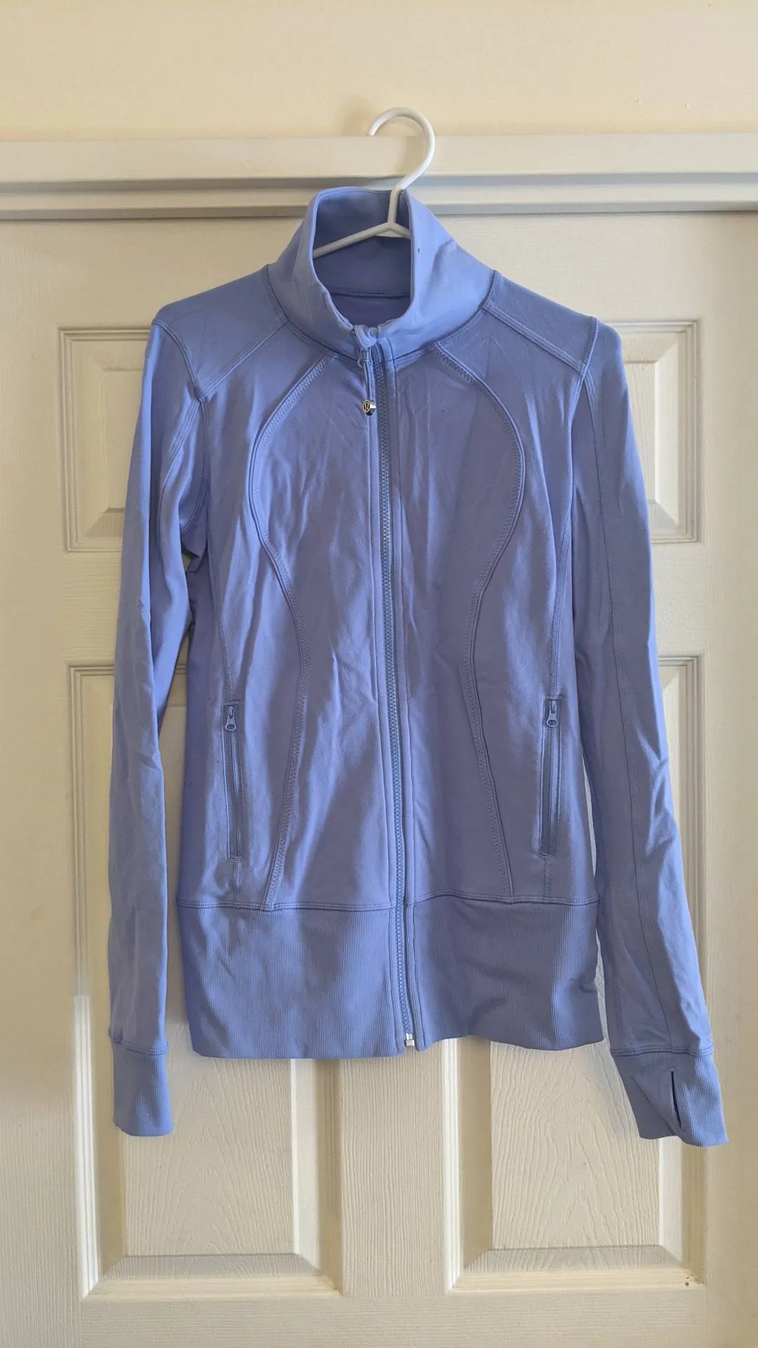 New Lululemon Zip Up - Women's Size 6 photo 1