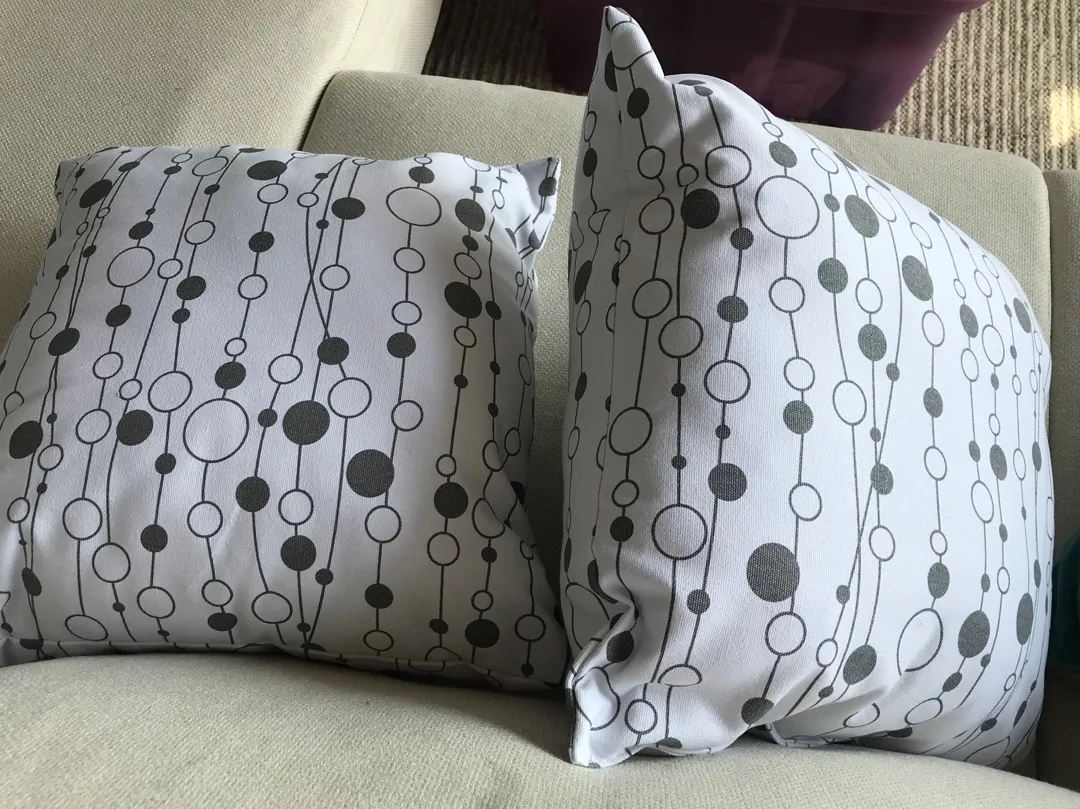 free cushions photo 1