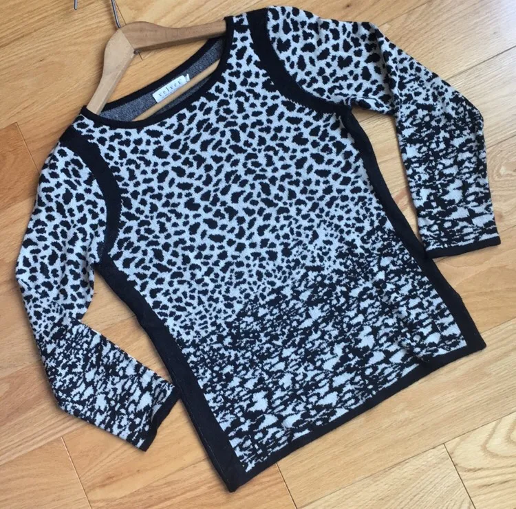 Anthropologie Sweater photo 1