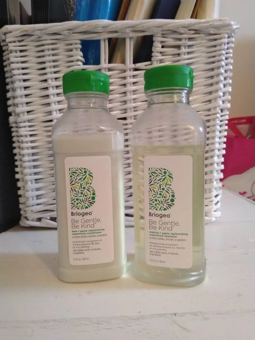 Shampoo and Conditioner photo 1