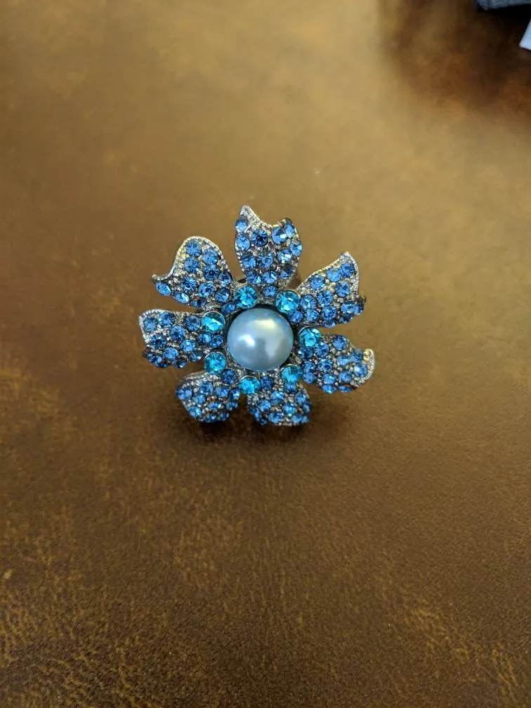Blue Rhinestone Flower Ring photo 1