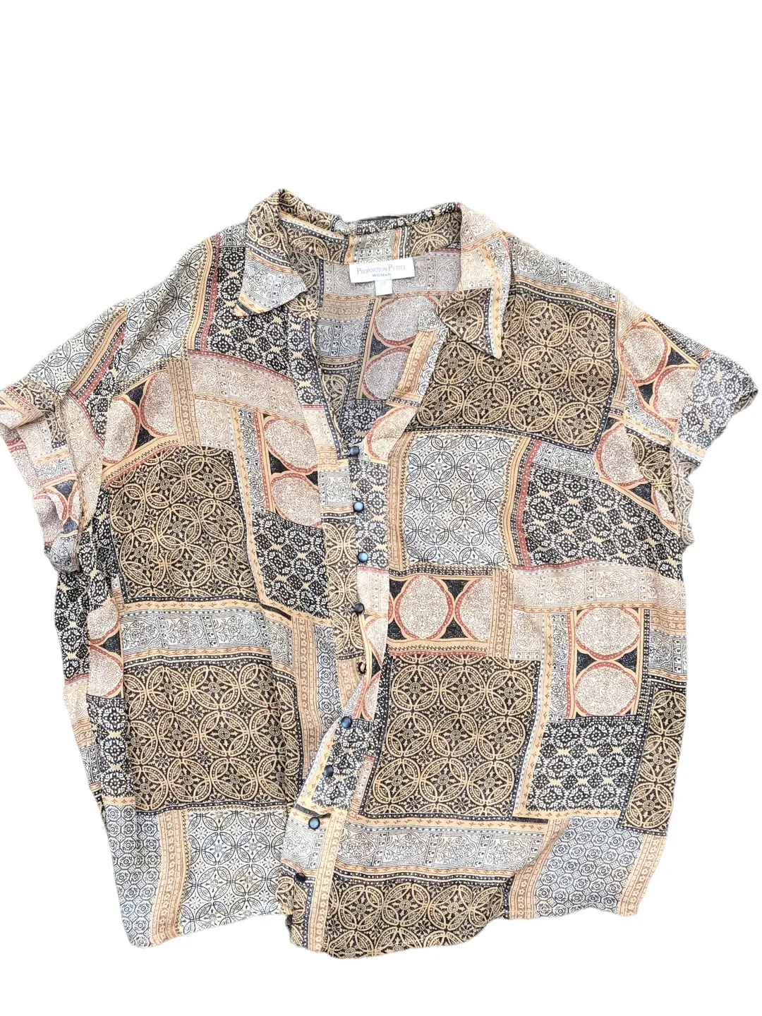Super Light Vintage Blouse With A Great Print photo 1