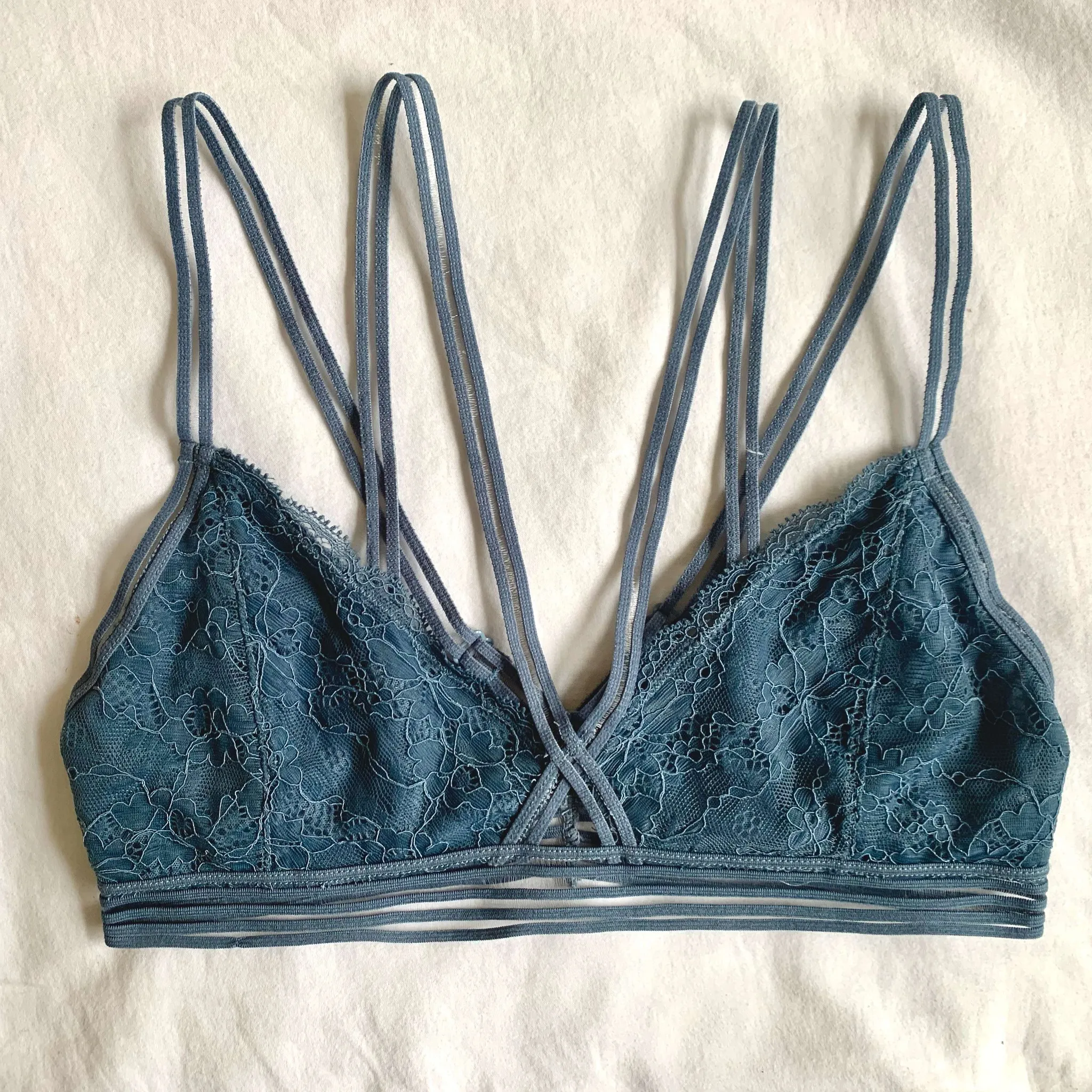 Strappy bralette, size S (never worn) photo 1