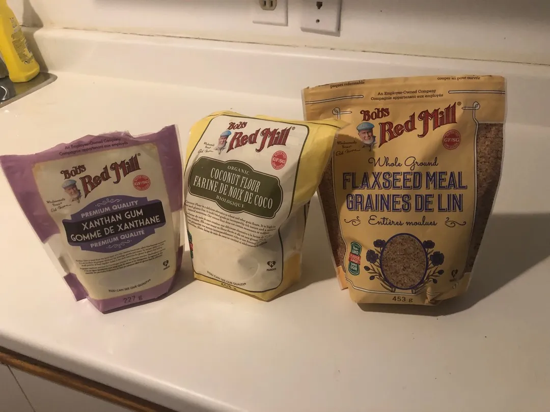 Free - Opened Coconut Flour, Flaxseeds, Xanthan Gum photo 1