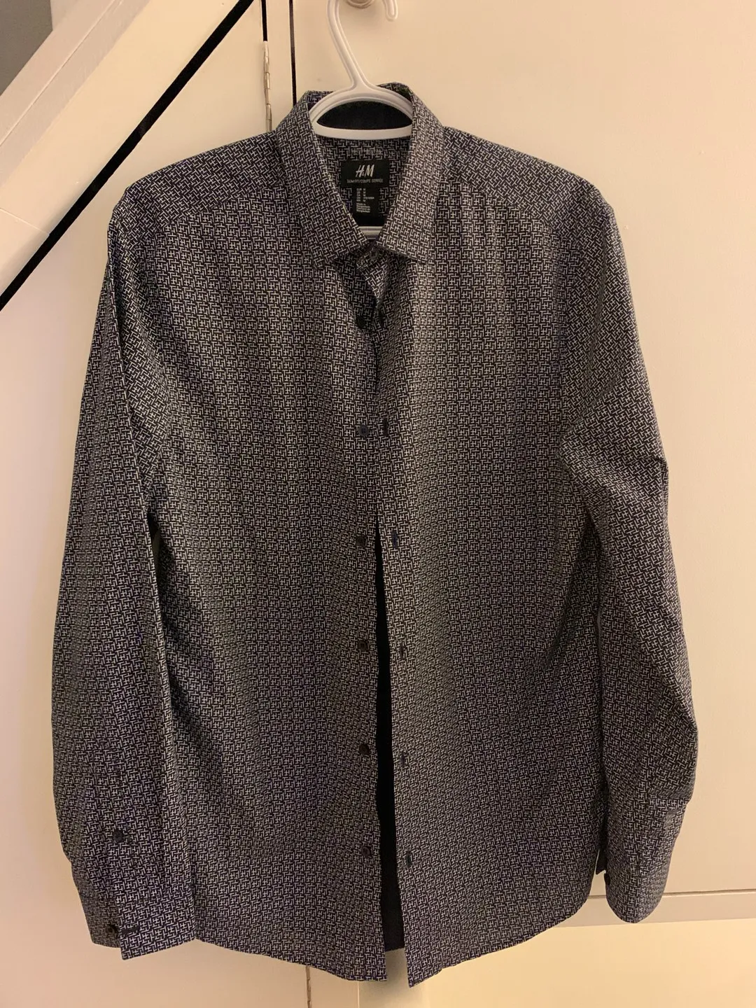 🟢 Free - Dress Shirt (social) photo 1