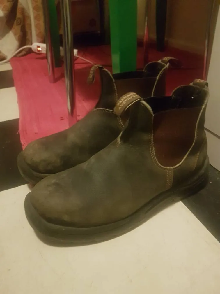 Mens Work Toe Blundstones photo 1