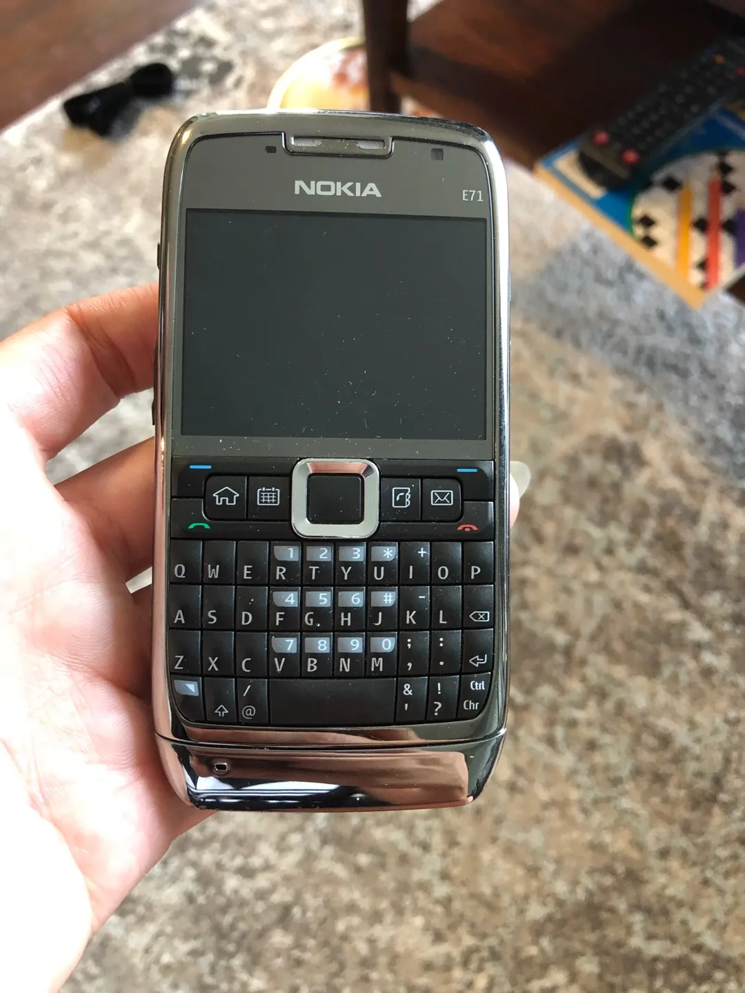 Nokia E71 photo 1