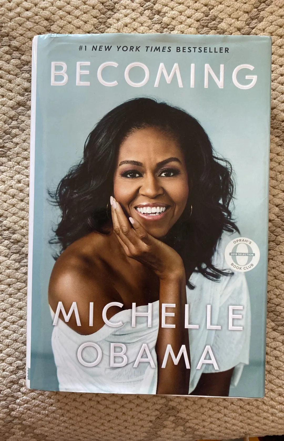 Becoming By Michelle Obama photo 1