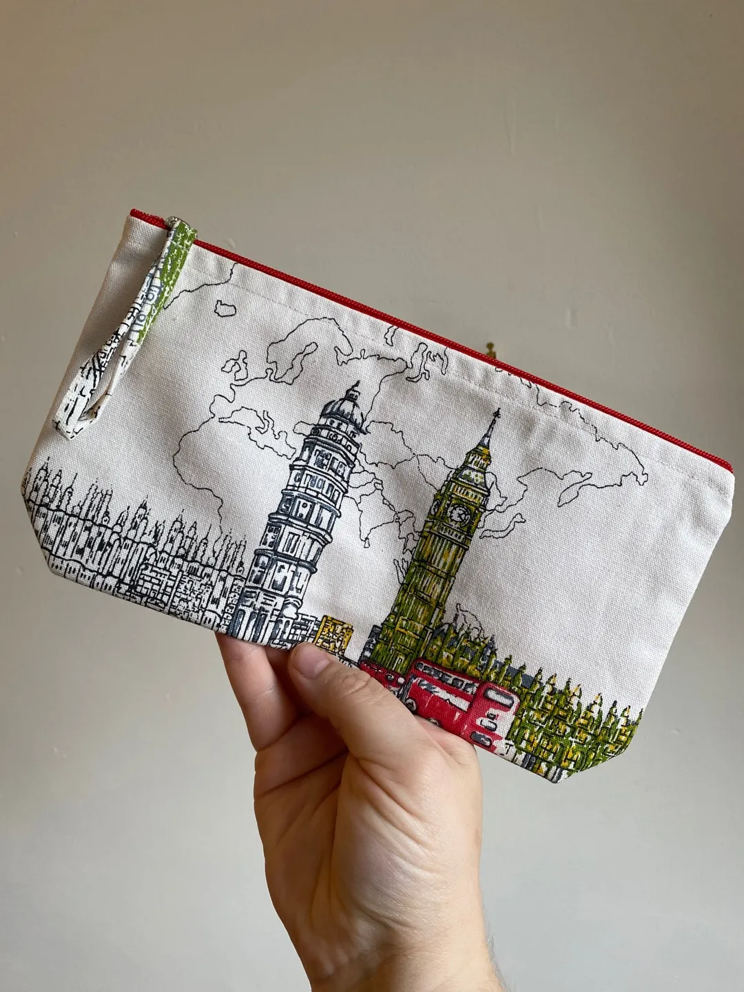 BN London Pouch photo 1