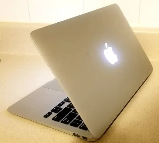 2011 MacBook Air (Korean/English Keyboard) photo 1