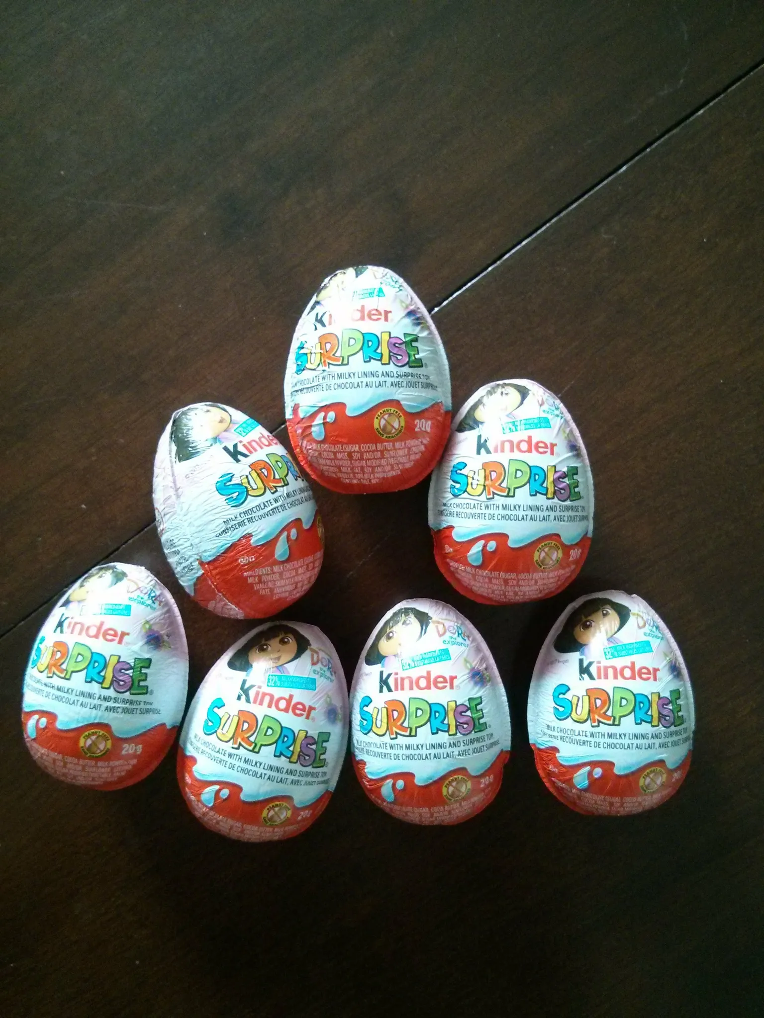 Seven "Dora The Explorer" Kinder Surprises photo 1