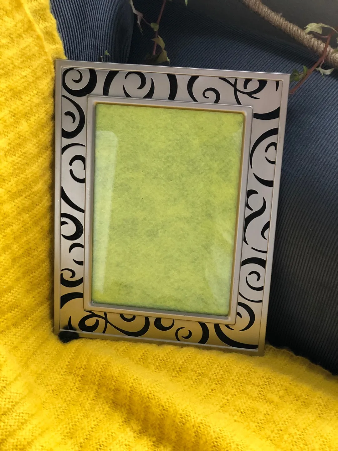 Metal Frame - For Pictures Or Arts photo 1