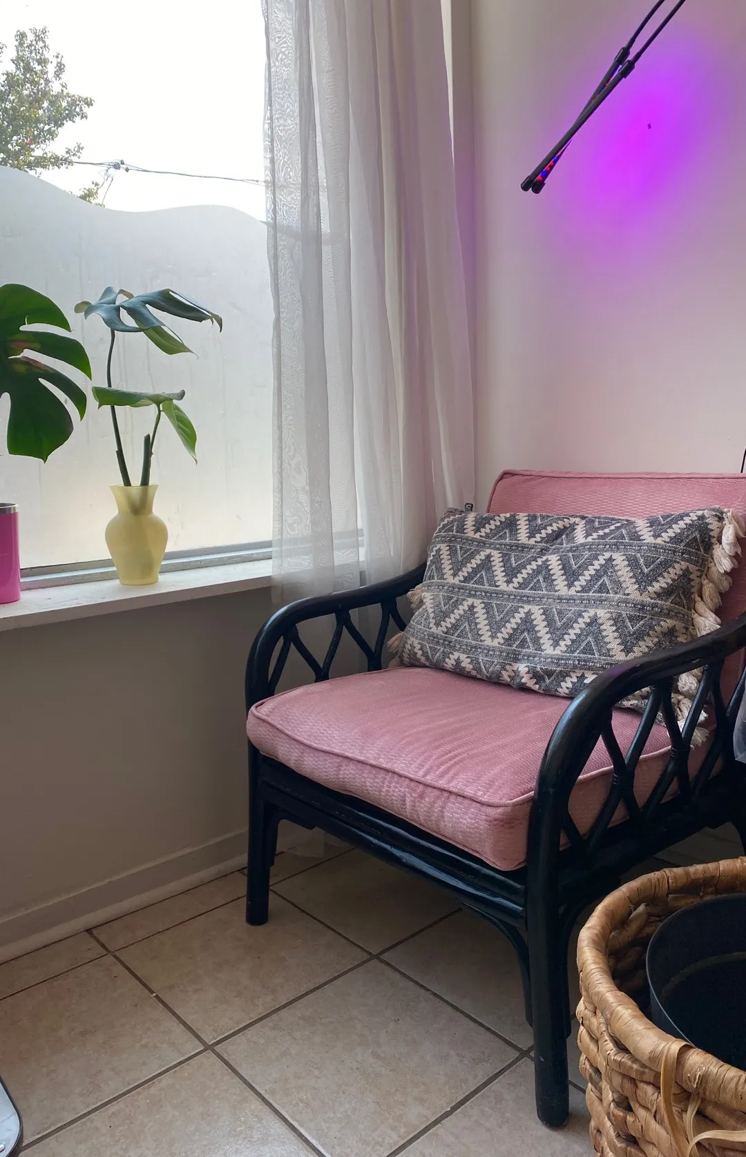 Lovely Pink Armchair photo 1