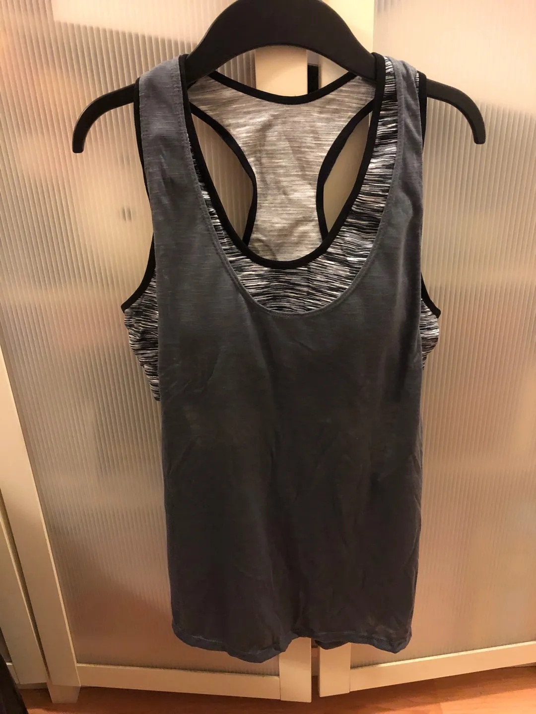 BNWT Double Layer Sports Bra Tank Top Women photo 1