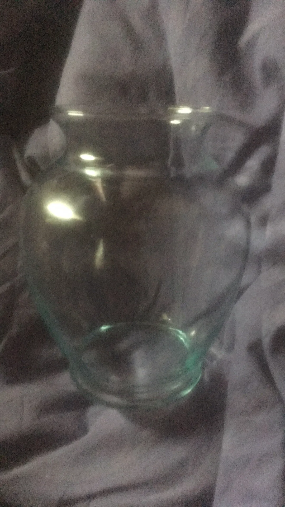 Glass vase photo 1