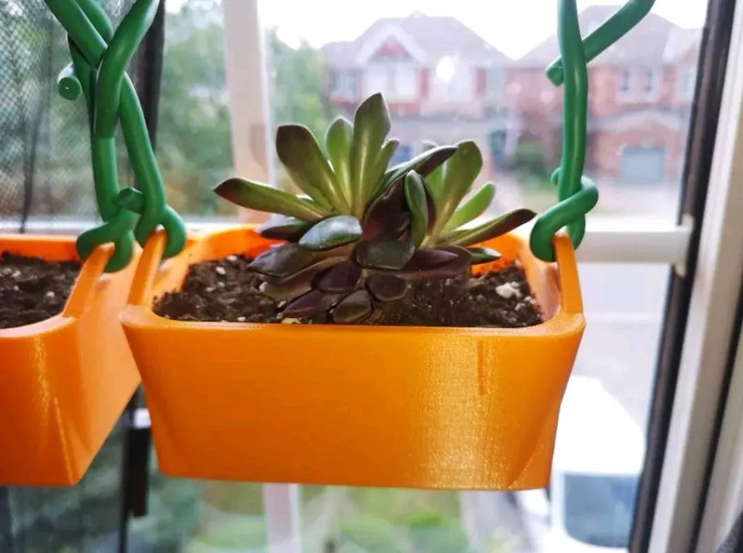 Custom Hanging Planters photo 1