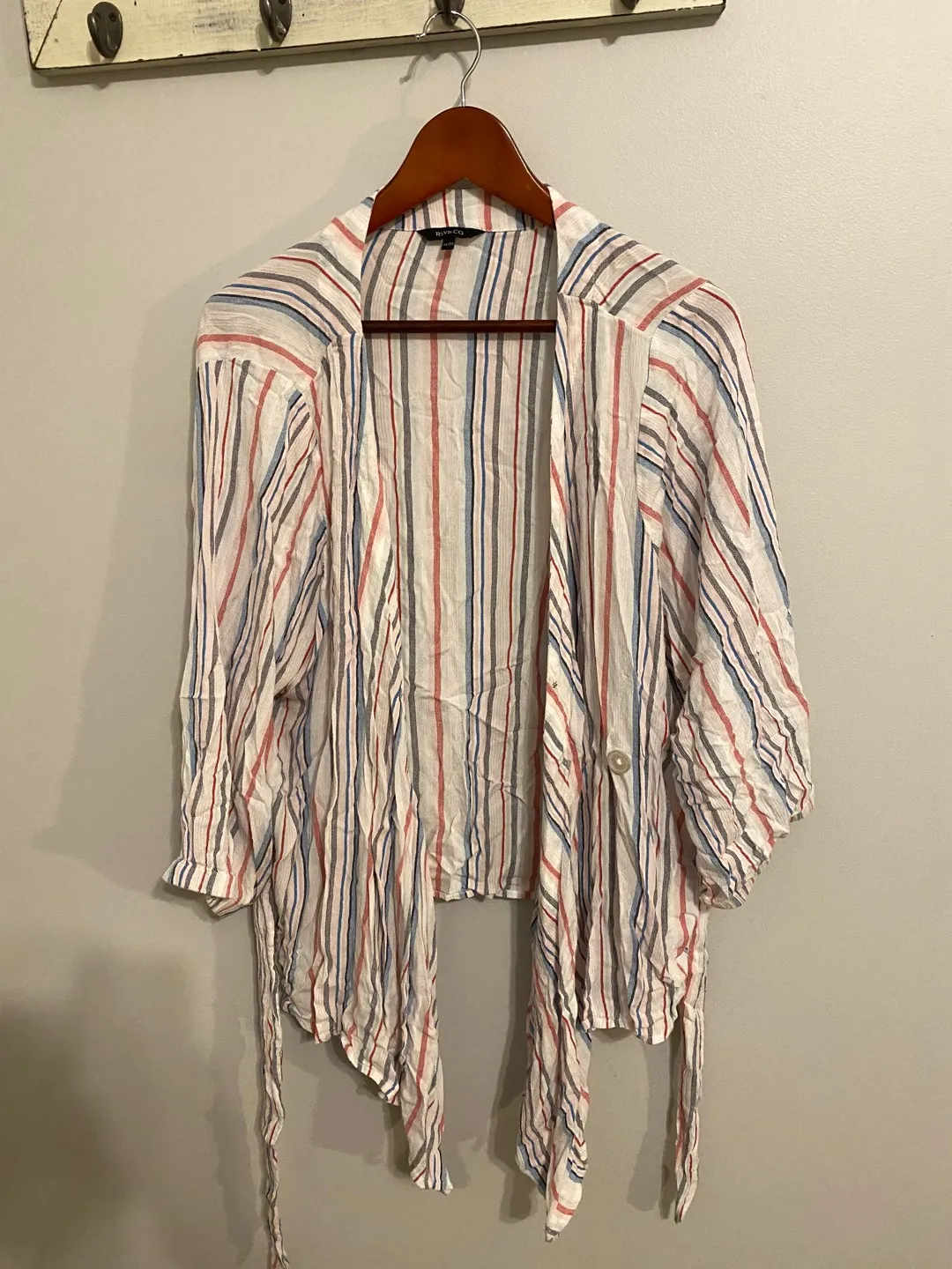 Cute XL Wrap Top RW&co photo 1