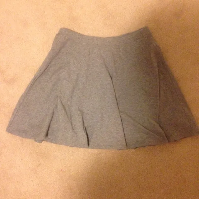 Forever 21 Grey Skirt (size m/lg) photo 1