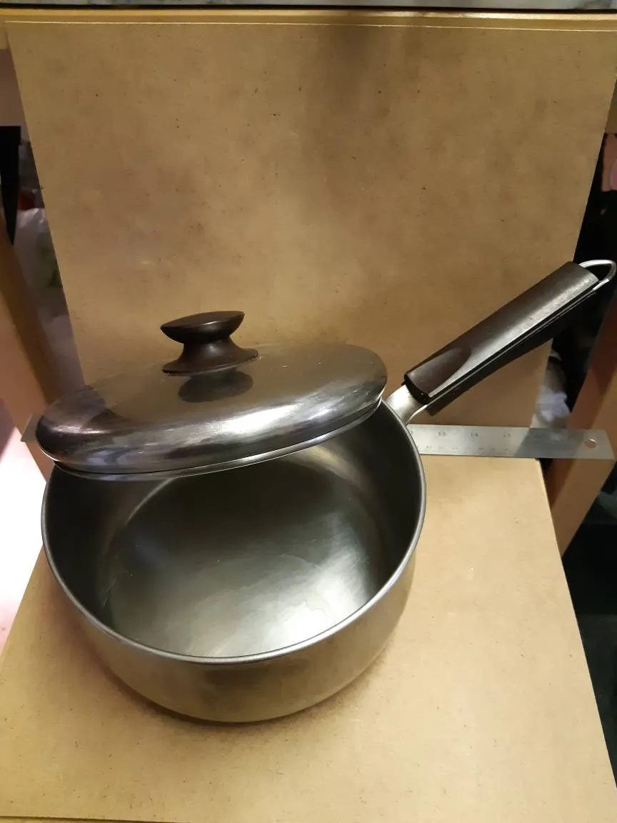 Lagostina 8" Pot photo 1