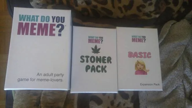 What Do You Meme? Base Game + Stoner & Basic Bitch Expansion ... photo 1