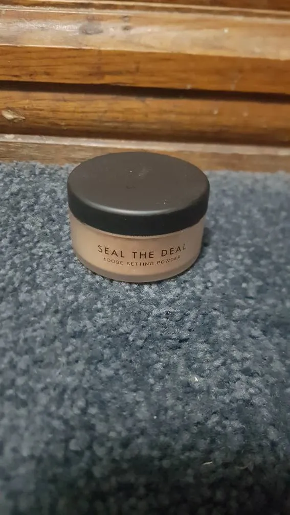 New Setting Powder photo 1
